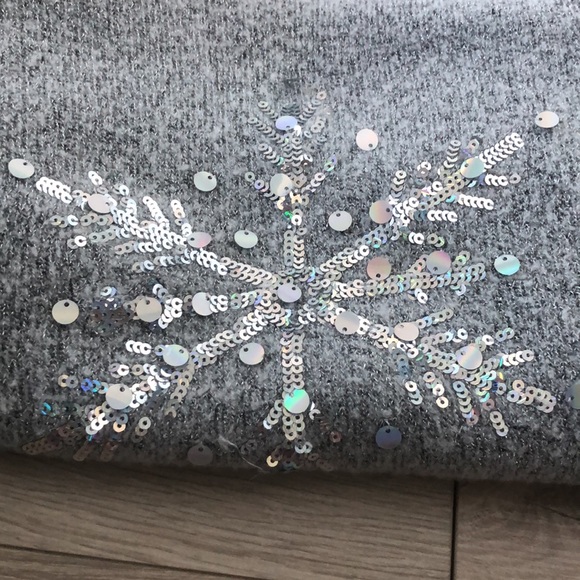 The Children’s Place | Grey Sequin Snowflake Sweater | Girl’s Grey Knitted Top - Picture 8 of 8